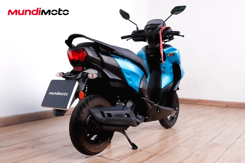 Motorbike image 2