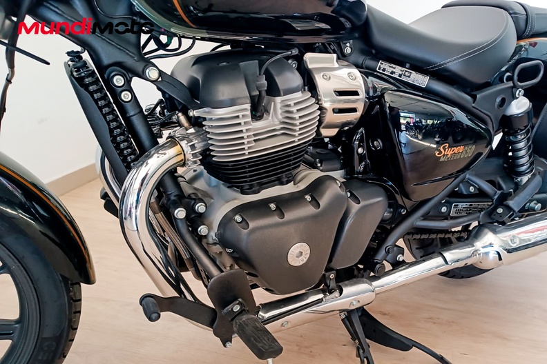 Motorbike image 9