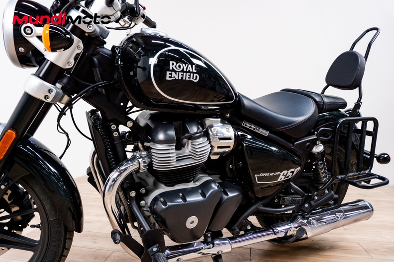 Motorbike image 9