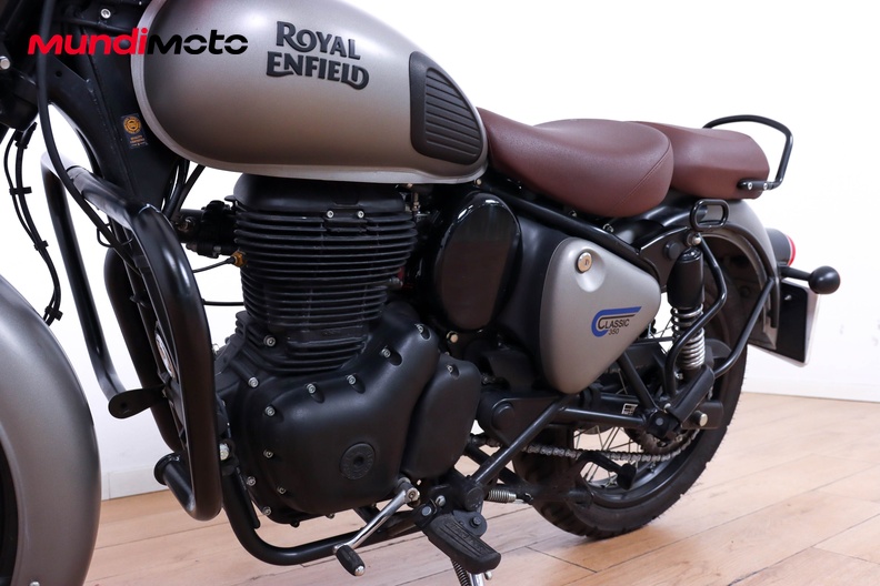 Motorbike image 8
