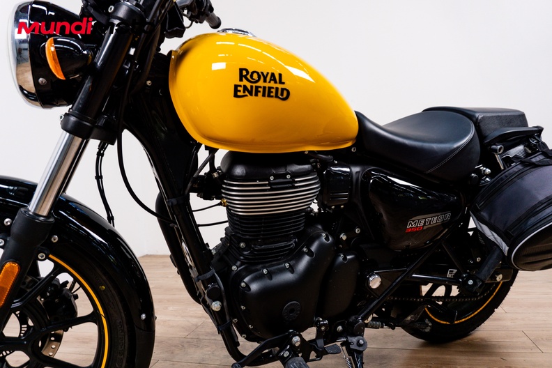 Motorbike image 9