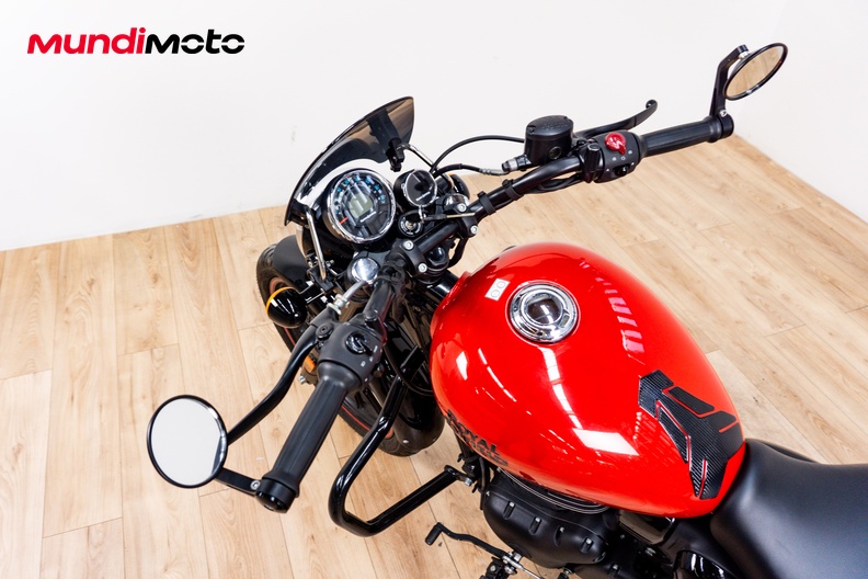 Motorbike image 10