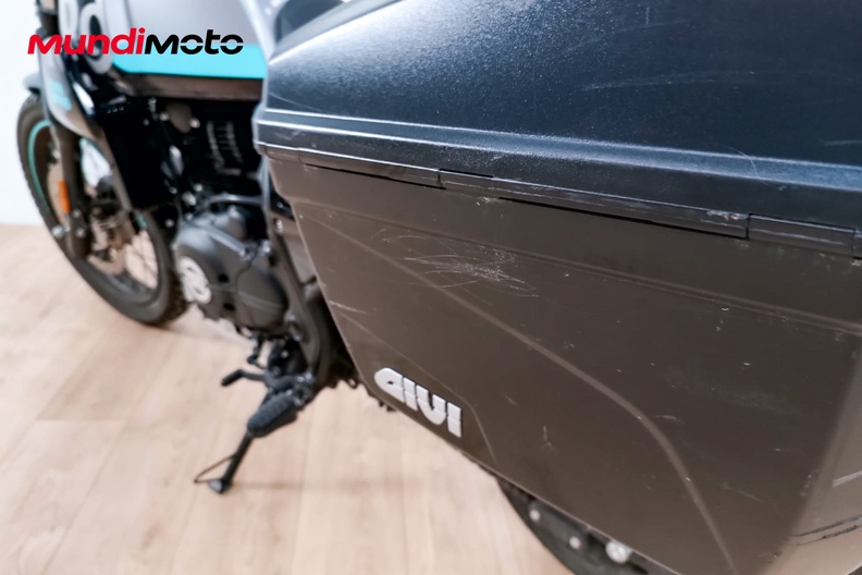 Motorbike image 8