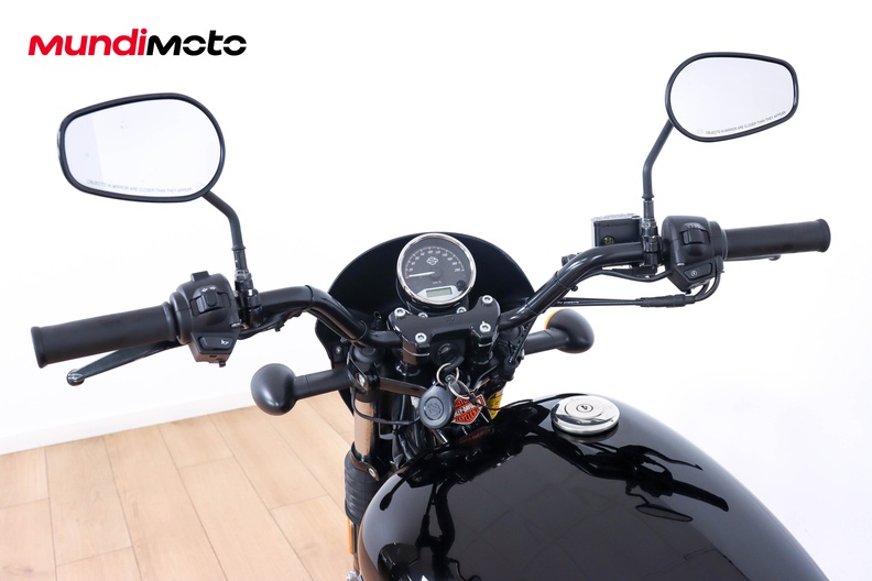 Motorbike image 10