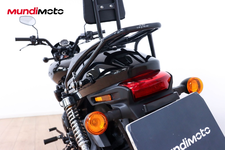Motorbike image 9