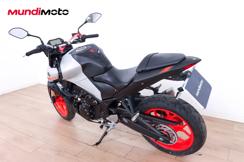 Motorbike image 6