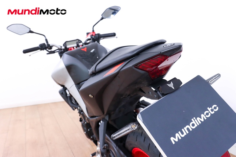 Motorbike image 9
