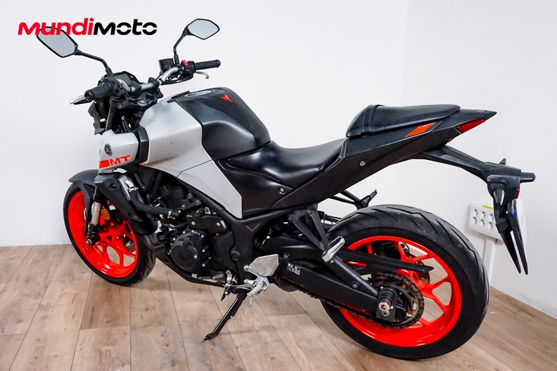 Motorbike image 7