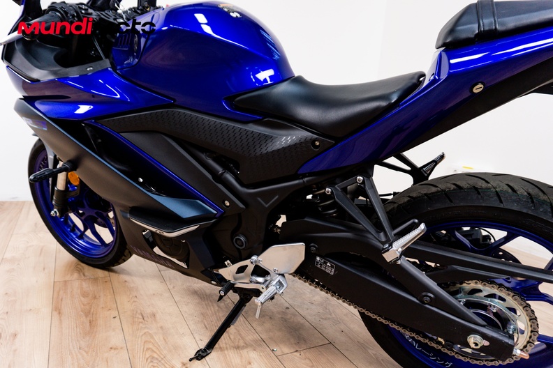 Motorbike image 8