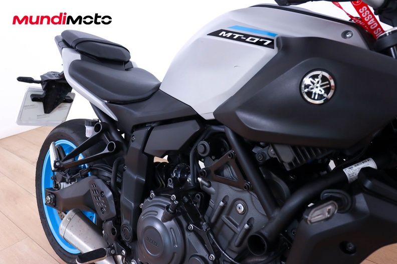 Motorbike image 13