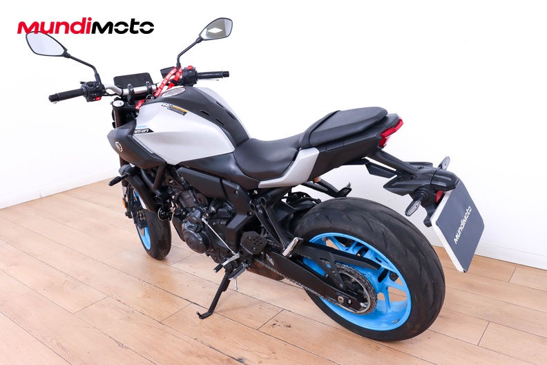 Motorbike image 6