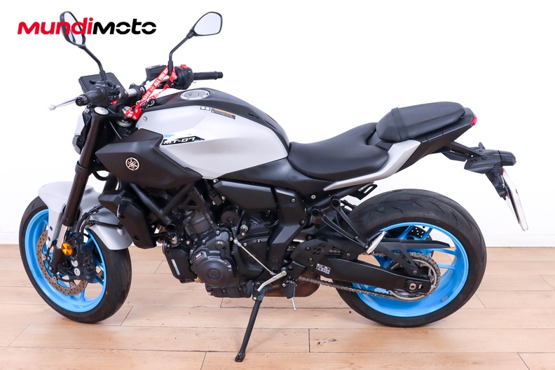 Motorbike image 5