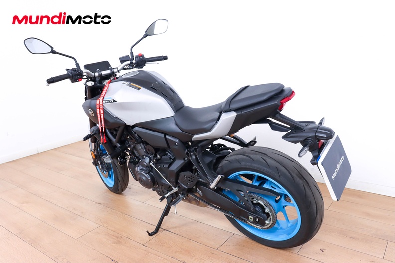 Motorbike image 6