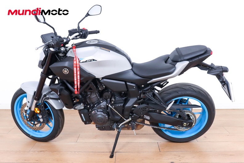 Motorbike image 5