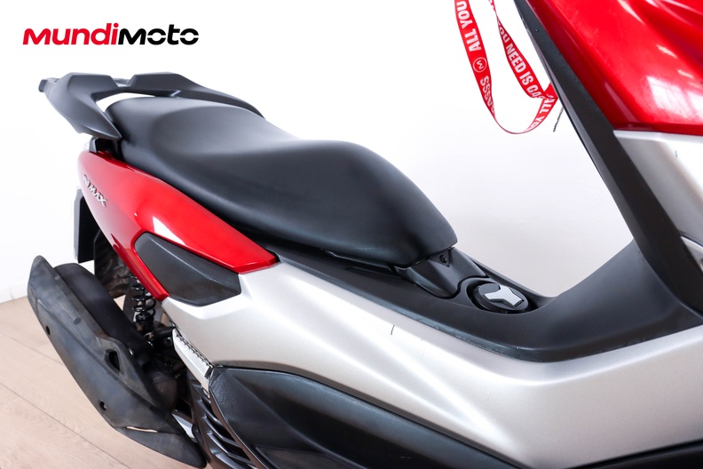 Motorbike image 12