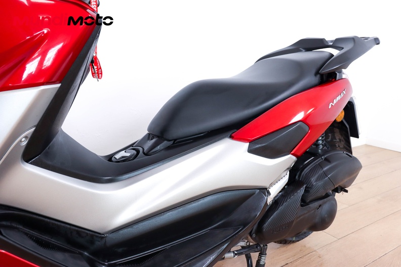 Motorbike image 8