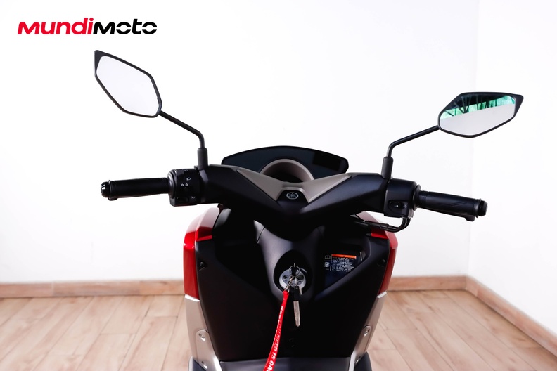Motorbike image 10