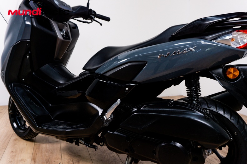 Motorbike image 8