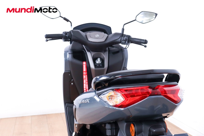 Motorbike image 9