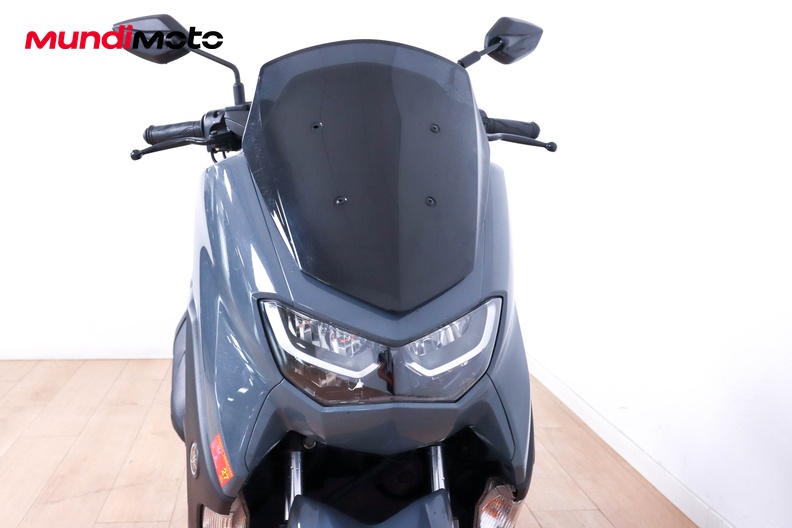 Motorbike image 4