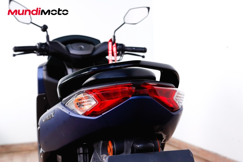 Motorbike image 9