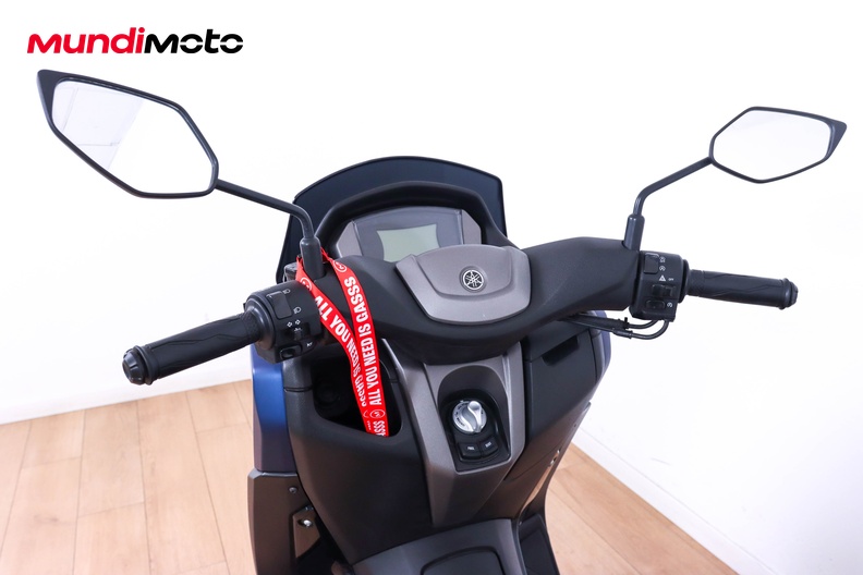 Motorbike image 10