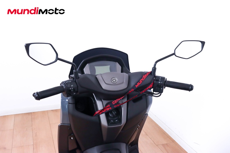 Motorbike image 10