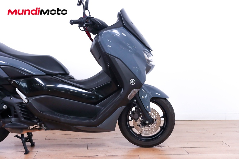 Motorbike image 13