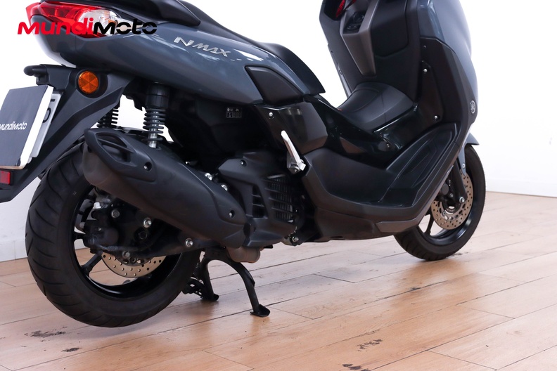 Motorbike image 3