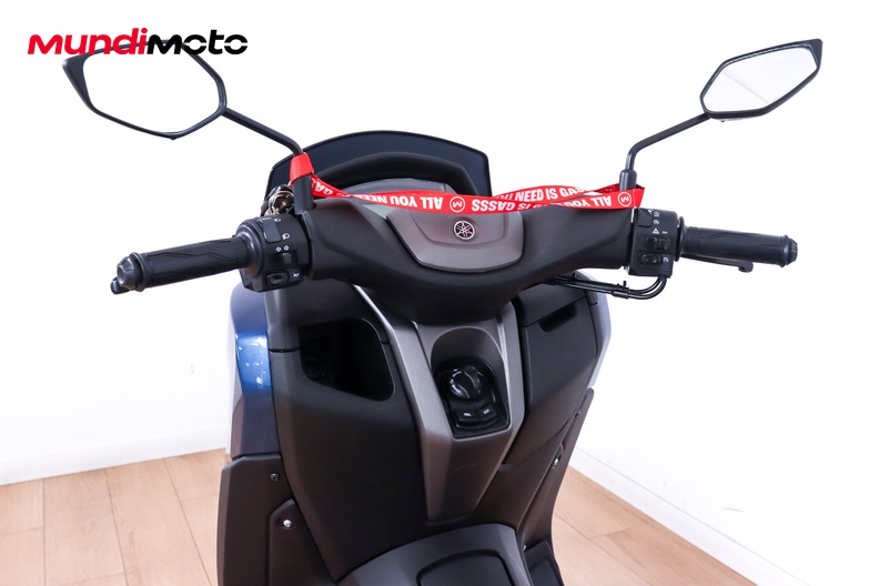 Motorbike image 10