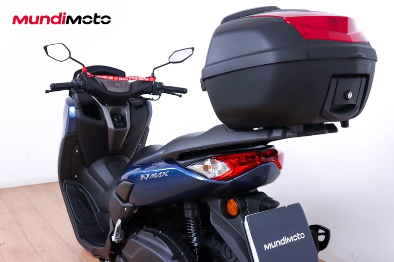 Motorbike image 9