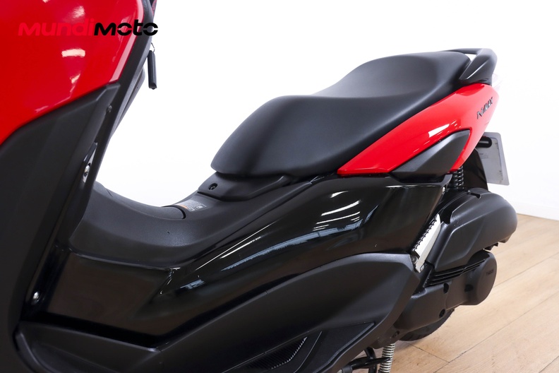 Motorbike image 8