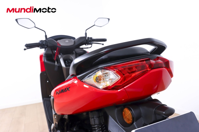 Motorbike image 9