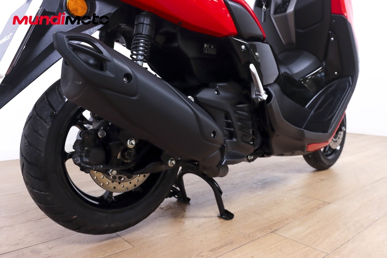 Motorbike image 3