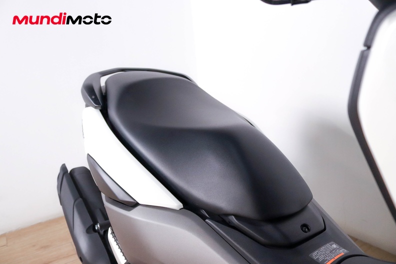 Motorbike image 13