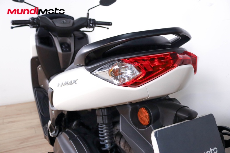 Motorbike image 7