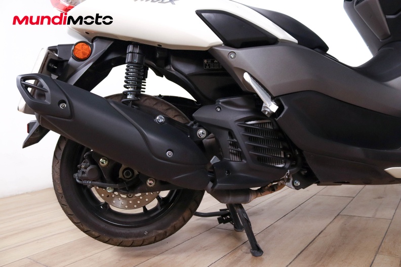 Motorbike image 3
