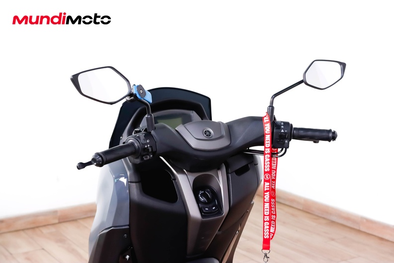 Motorbike image 10