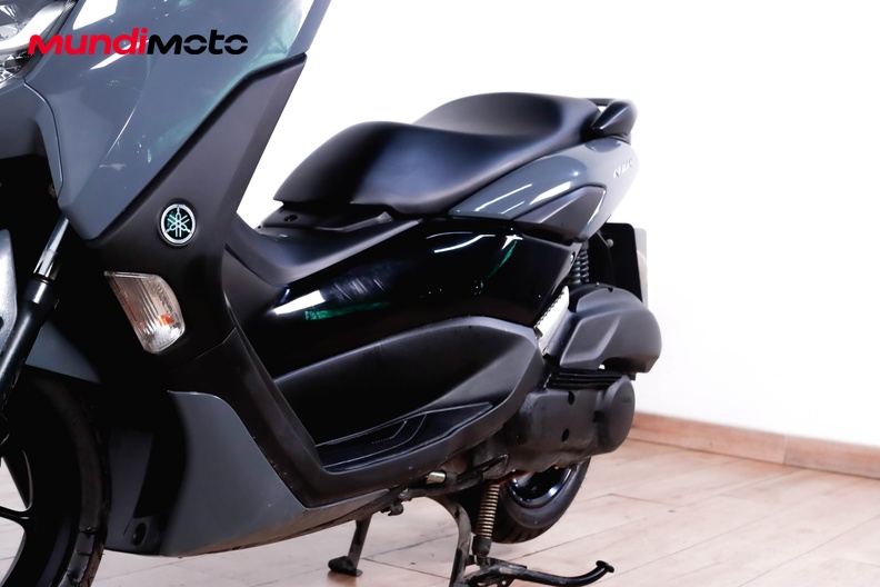 Motorbike image 8