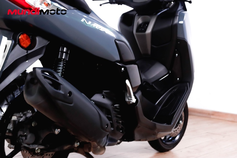 Motorbike image 3