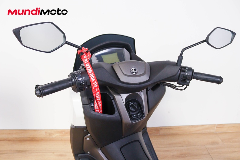 Motorbike image 10