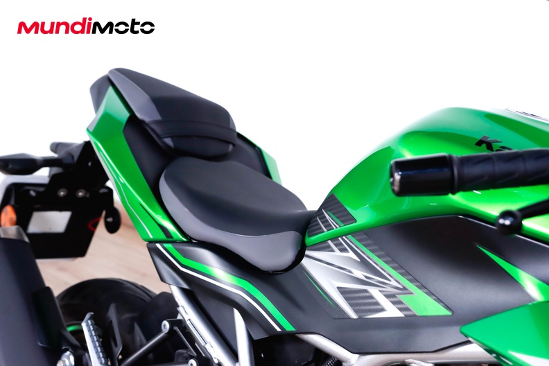 Motorbike image 12