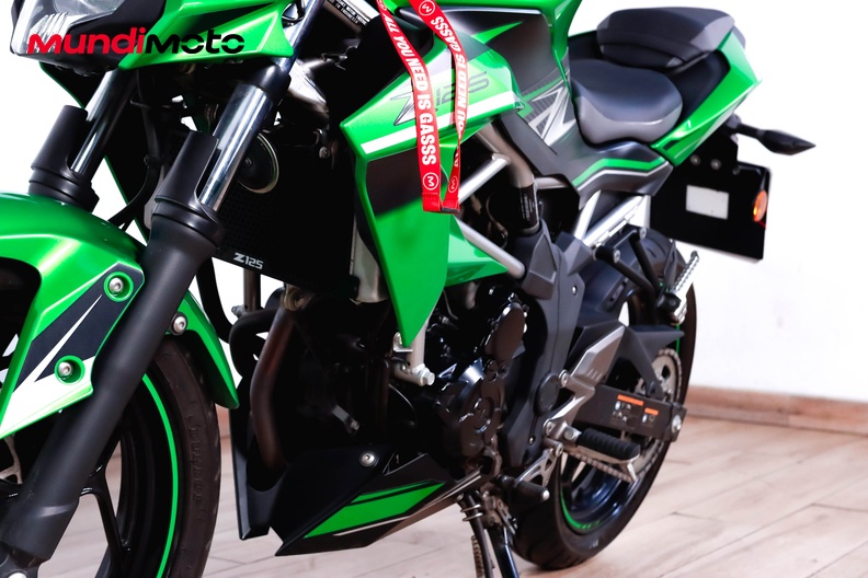 Motorbike image 8