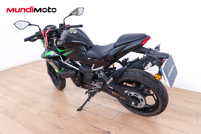 Motorbike image 6