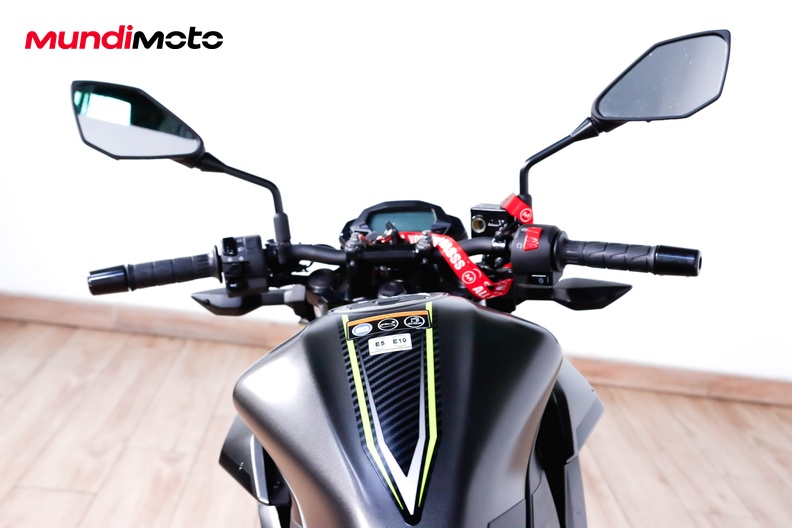 Motorbike image 10