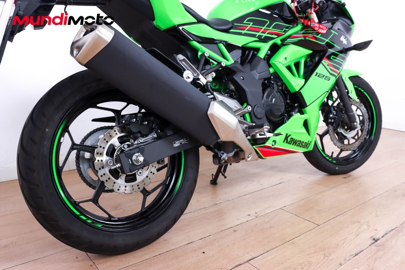 Motorbike image 3