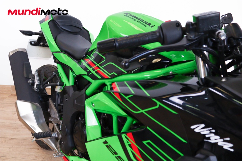 Motorbike image 13