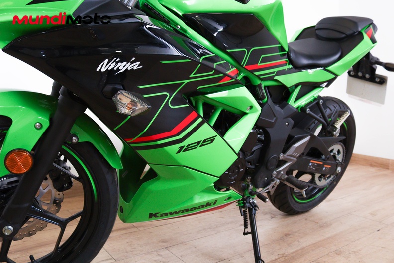 Motorbike image 8