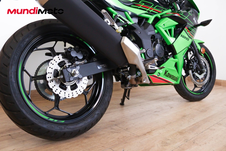 Motorbike image 3