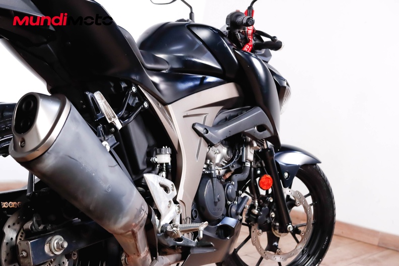 Motorbike image 3